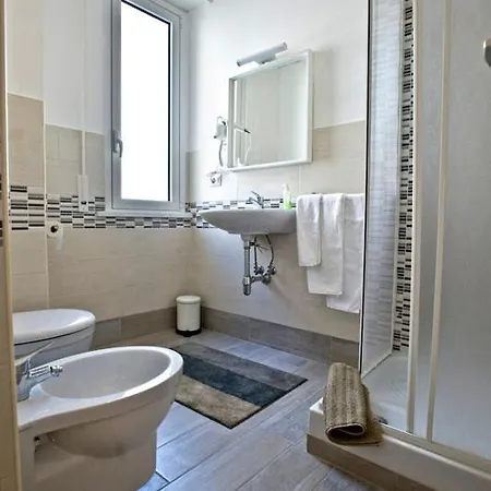 Bed and breakfast Fellini 3*