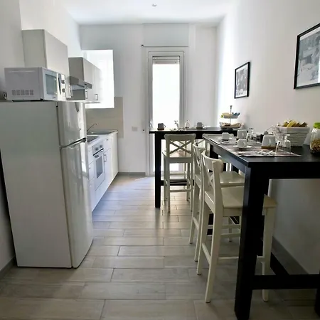 Bed and breakfast Fellini 3*