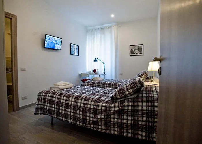 Fellini Bed & Breakfast 3*