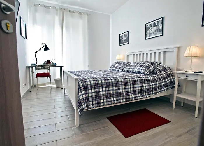 Fellini Bed & Breakfast 3*