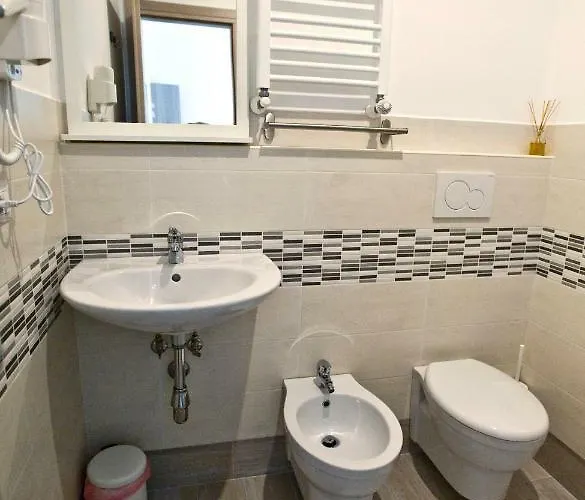 Bed & Breakfast Fellini 3*